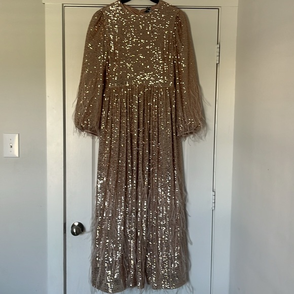 ANTONIO MELANI Dresses & Skirts - NWT Stunning Modest Formal Antonio Melani Dress sz 6